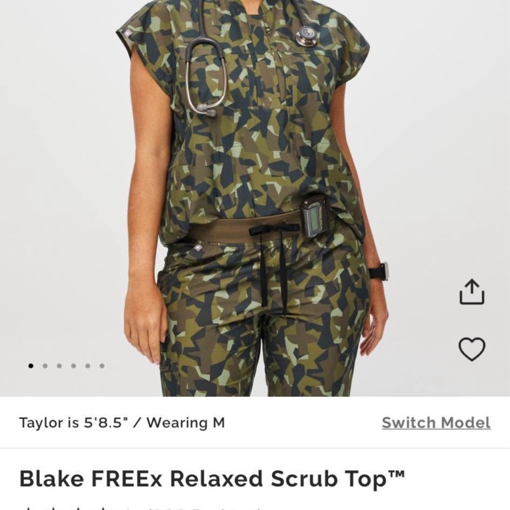 Relaxed Scrub Top - Camouflage New never worn. Ordered wrong size.